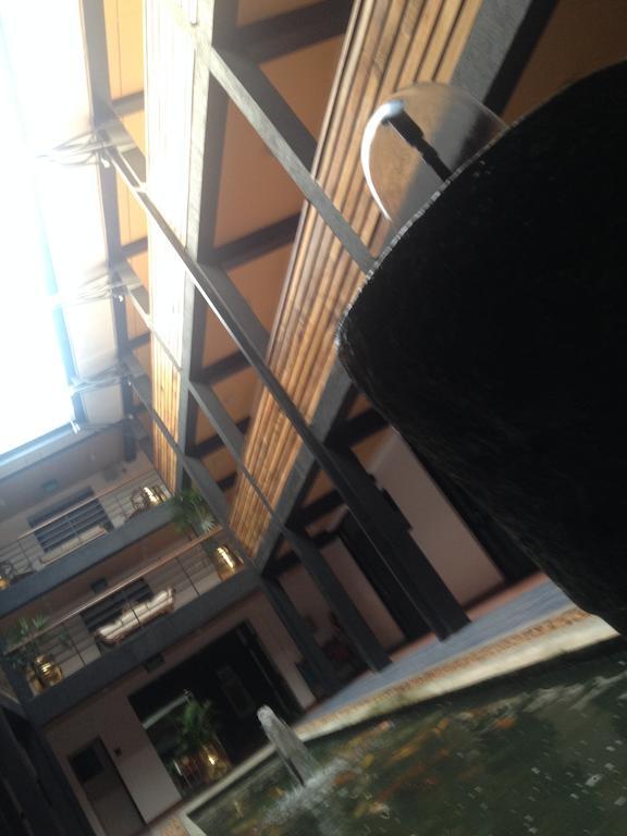 The Sovereign Hotel Colombo Exterior foto